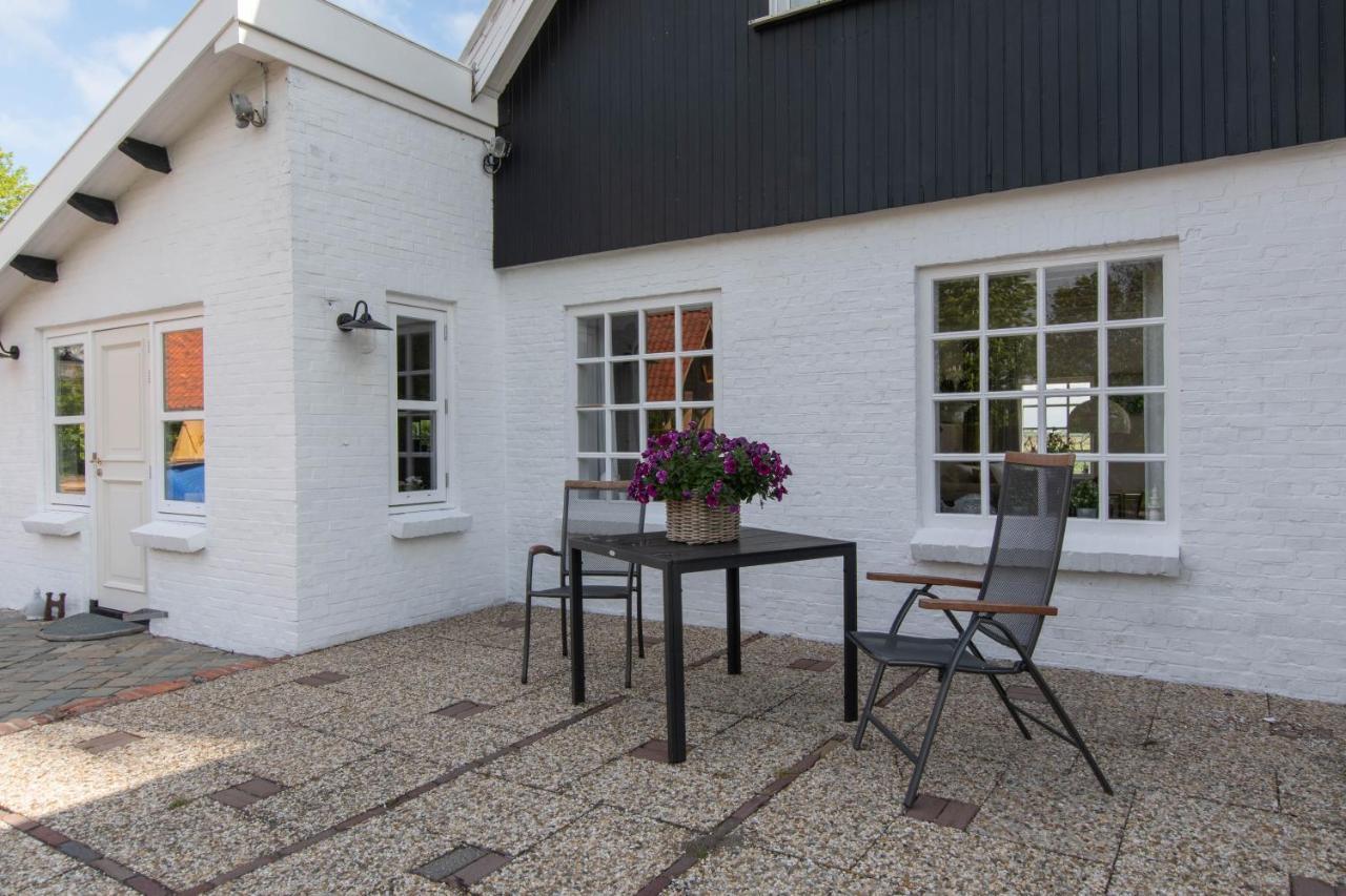Prachtig Gelegen Vrijstaand Landhuis Hansweert Exteriér fotografie