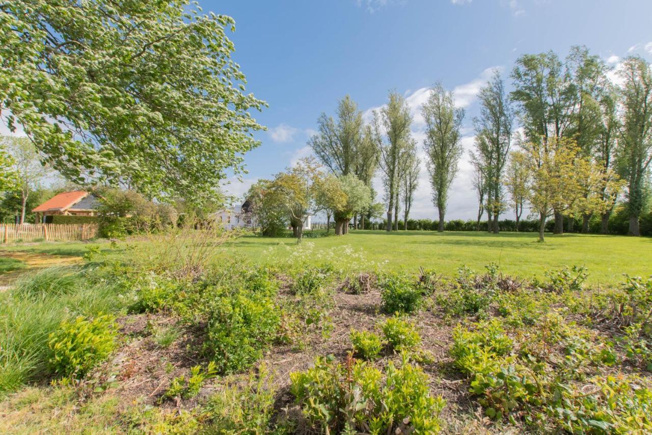 Prachtig Gelegen Vrijstaand Landhuis Hansweert Exteriér fotografie